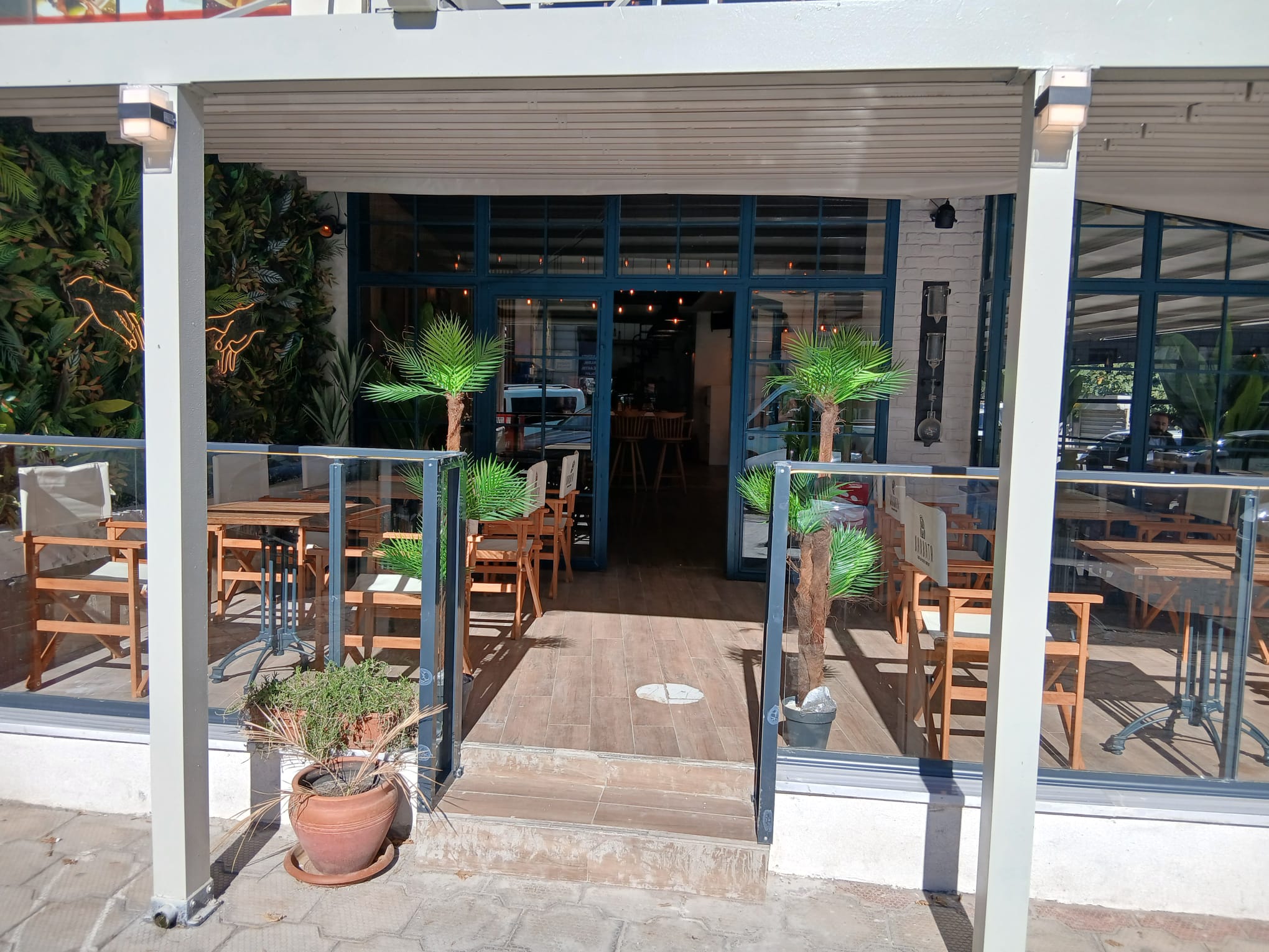 İzmit Kafe - Dekorasyon ve Tadilat